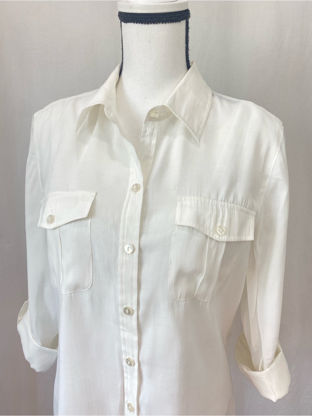 Chico's Ivory White Button Front Camp Shirt Size 1 Medium Roll Tab Sleeve Modal - Picture 7 of 16